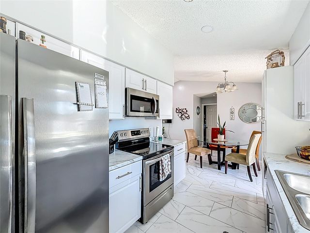 107 SUMMERHILL COURT, Minneola, FL 34715