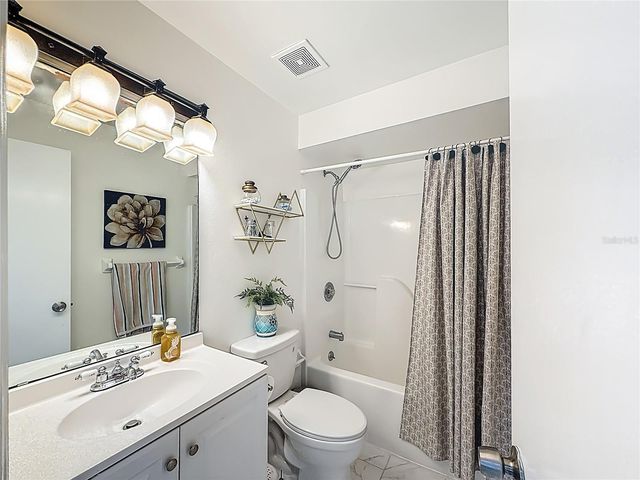 107 SUMMERHILL COURT, Minneola, FL 34715