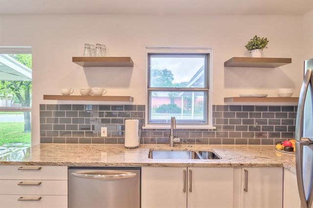 8107 Lazy LN, Austin, TX 78757