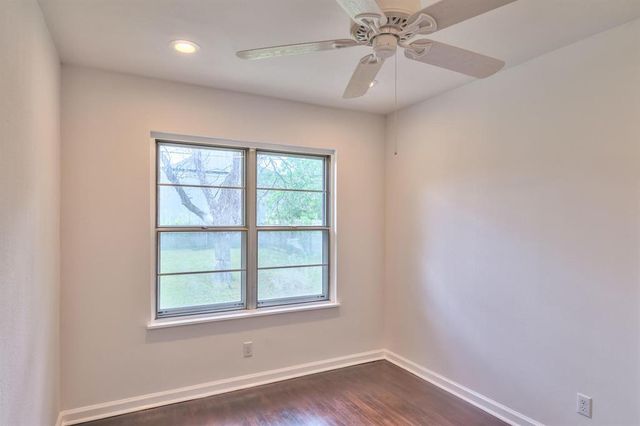 8107 Lazy LN, Austin, TX 78757