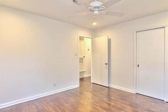 8107 Lazy LN, Austin, TX 78757