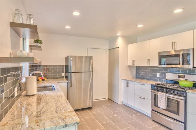 8107 Lazy LN, Austin, TX 78757