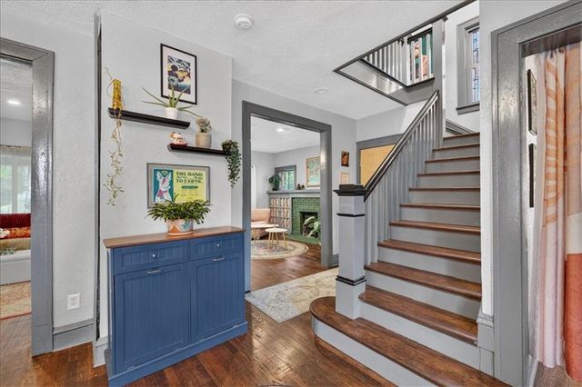 301 N Van Brunt Boulevard, Kansas City, MO 64123