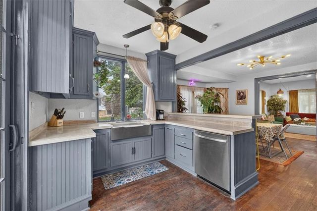 301 N Van Brunt Boulevard, Kansas City, MO 64123