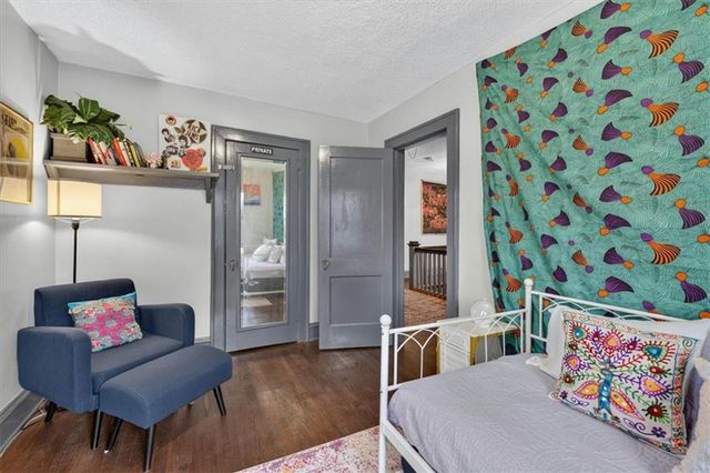 301 N Van Brunt Boulevard, Kansas City, MO 64123
