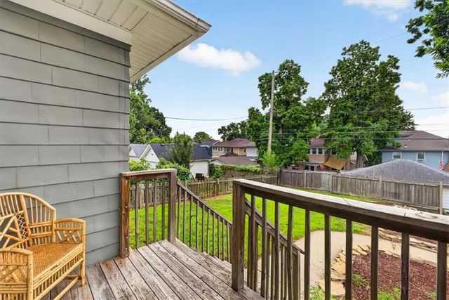 301 N Van Brunt Boulevard, Kansas City, MO 64123