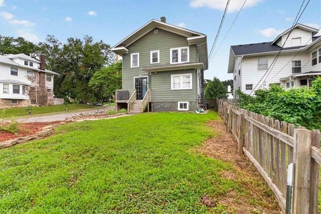 301 N Van Brunt Boulevard, Kansas City, MO 64123