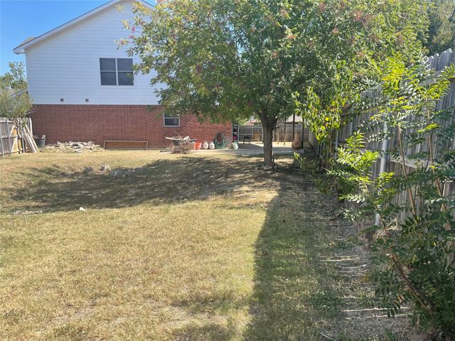 408 Centennial Place, Crowley, TX 76036