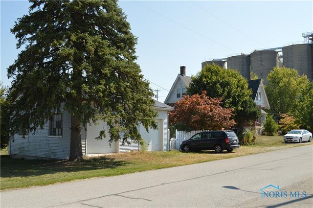 208 W River Street, Antwerp, OH 45813