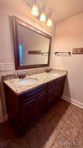 1155 Dark Corners Road, Tallassee, AL 36078