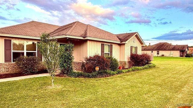 1155 Dark Corners Road, Tallassee, AL 36078