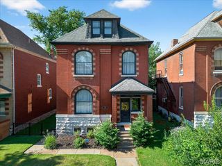 2828 Shenandoah, St Louis, MO 63104