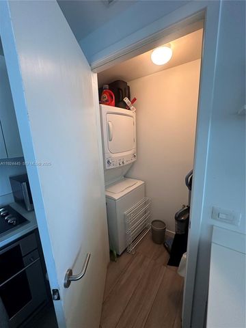 1100 S Miami Ave 509, Miami, FL 33130