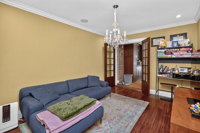 128 E Third Street, Lexington, KY 40508