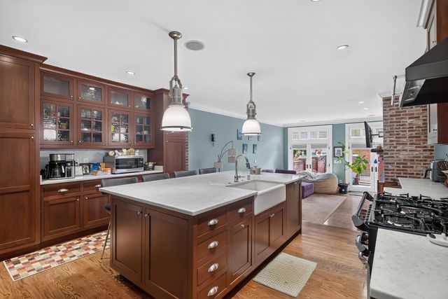 128 E Third Street, Lexington, KY 40508