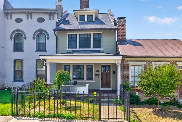 128 E Third Street, Lexington, KY 40508