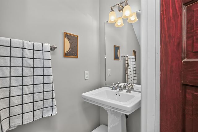 128 E Third Street, Lexington, KY 40508