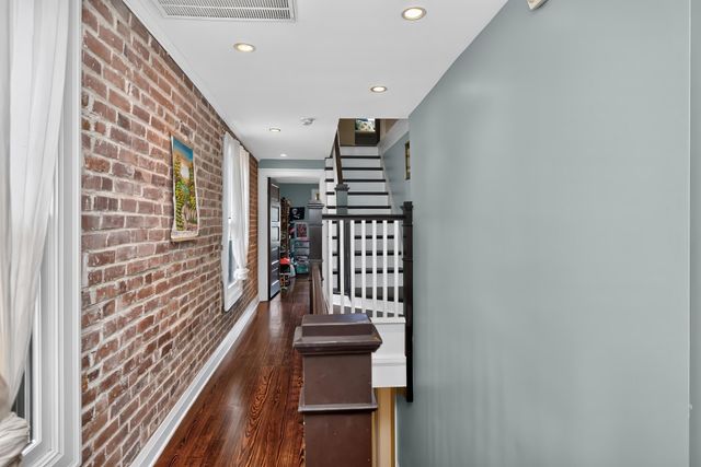 128 E Third Street, Lexington, KY 40508