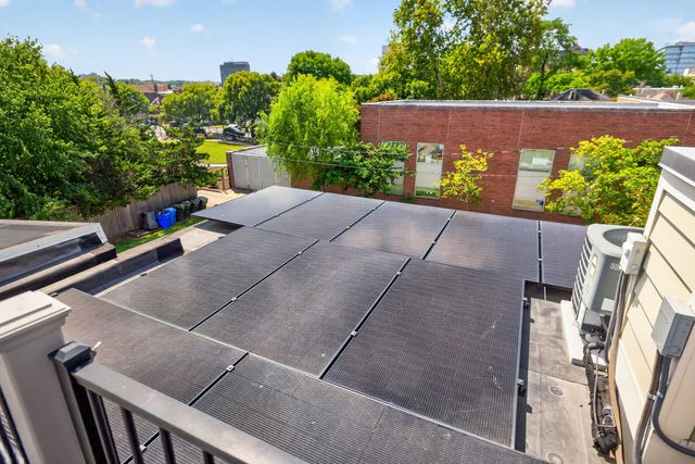 128 E Third Street, Lexington, KY 40508