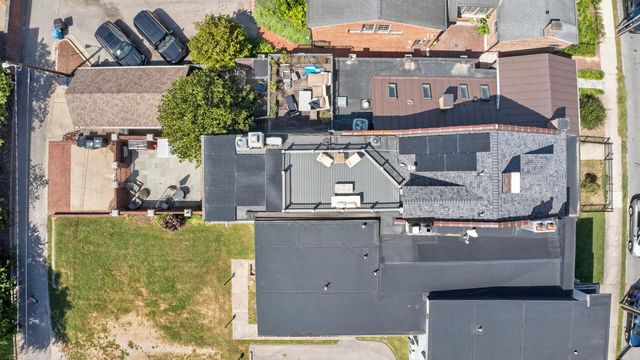 128 E Third Street, Lexington, KY 40508