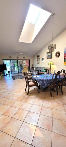 493 SW 28th Avenue, Delray Beach, FL 33445