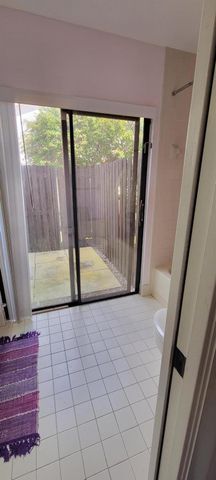 493 SW 28th Avenue, Delray Beach, FL 33445