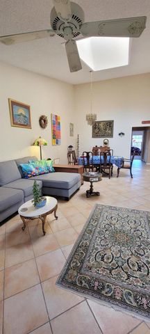 493 SW 28th Avenue, Delray Beach, FL 33445