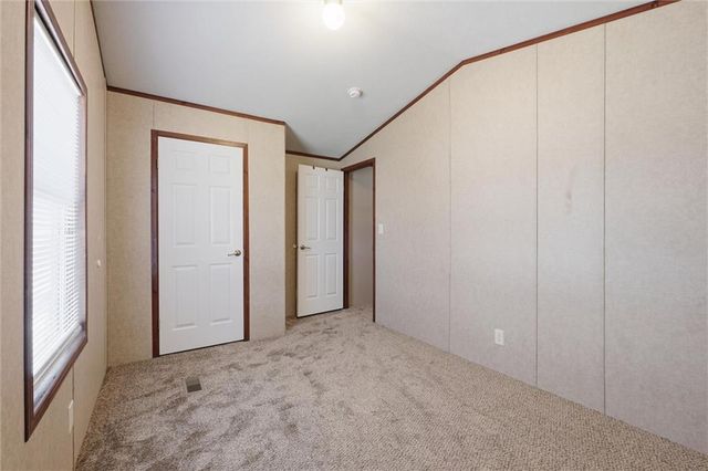2015 Current Street, Liberty, MO 64068
