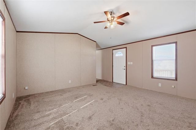 2015 Current Street, Liberty, MO 64068