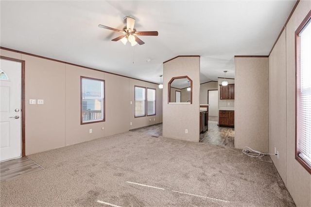 2015 Current Street, Liberty, MO 64068
