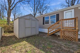 2015 Current Street, Liberty, MO 64068