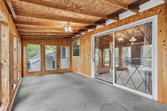 6710 Amberly Street, Portage, MI 49024