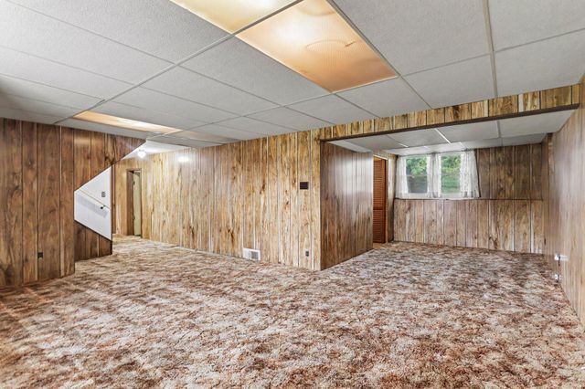 6710 Amberly Street, Portage, MI 49024