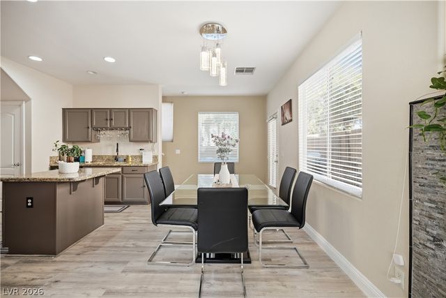 10876 Avenzano Street, Las Vegas, NV 89141