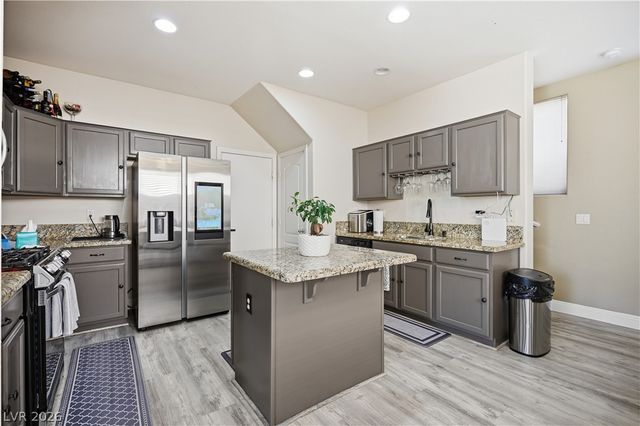 10876 Avenzano Street, Las Vegas, NV 89141