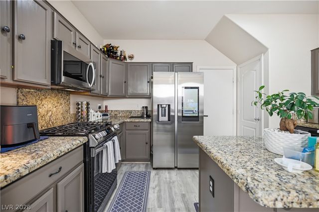 10876 Avenzano Street, Las Vegas, NV 89141