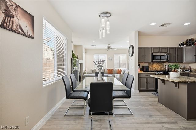 10876 Avenzano Street, Las Vegas, NV 89141