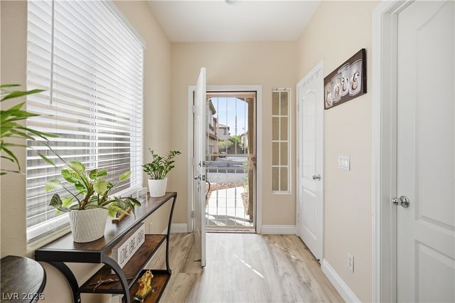 10876 Avenzano Street, Las Vegas, NV 89141