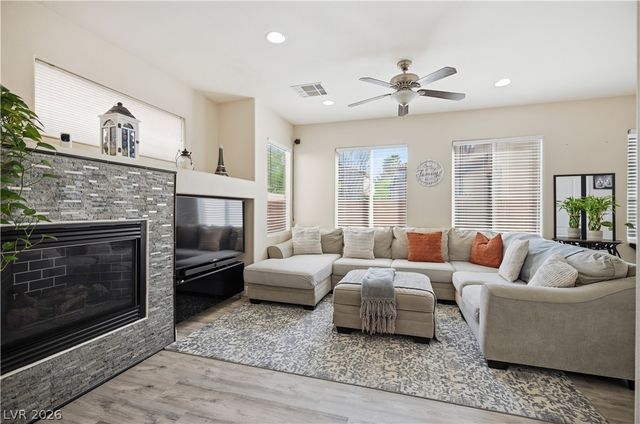 10876 Avenzano Street, Las Vegas, NV 89141