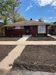 10845 S Emerald Avenue, Chicago, IL 60628