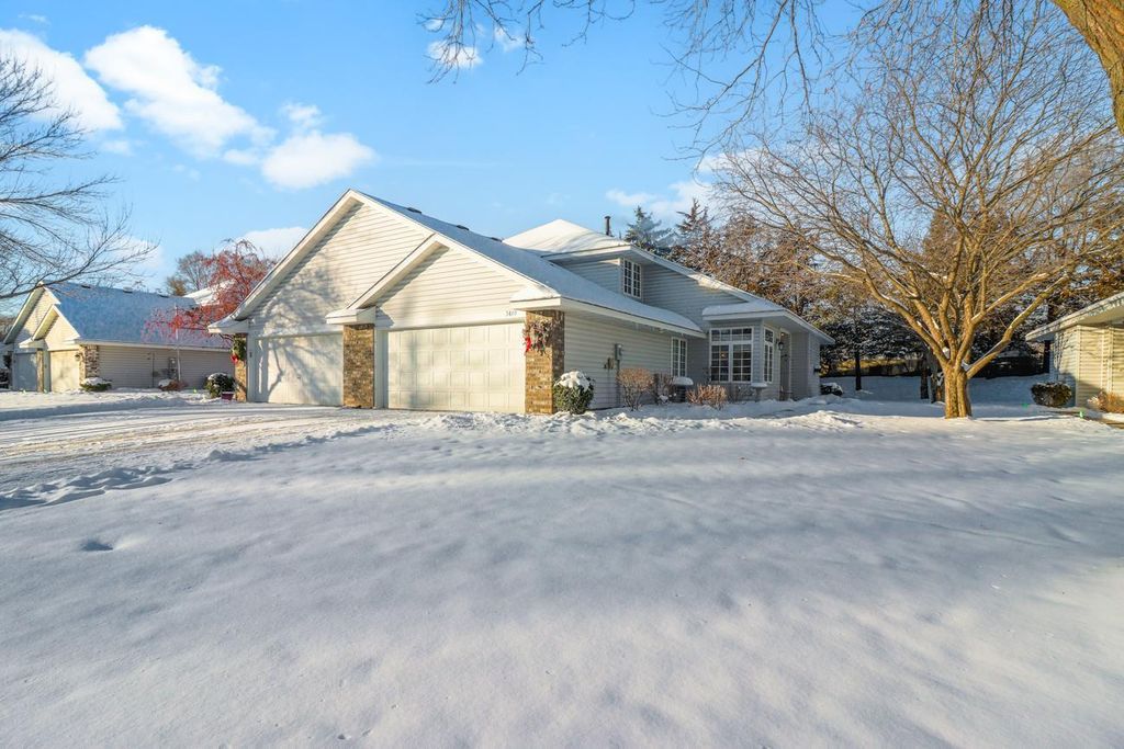 3807 Weaver Court, Anoka, MN 55303
