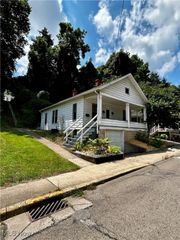 329 N 7th Street, Marietta, OH 45750