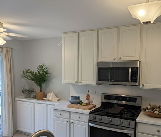 2528 Heritage Court, Geneva, IL 60134