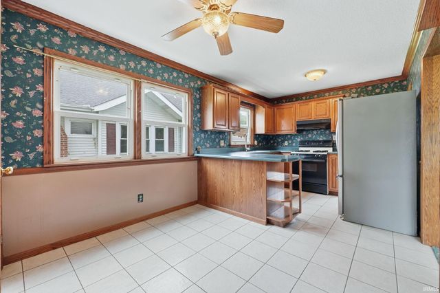 2702 Florida Drive, Fort Wayne, IN 46805
