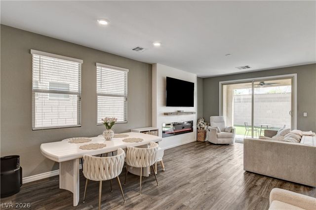 6555 Smithville Avenue, Las Vegas, NV 89142