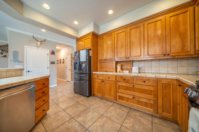 508 Antoinette Court, Red Bluff, CA 96080