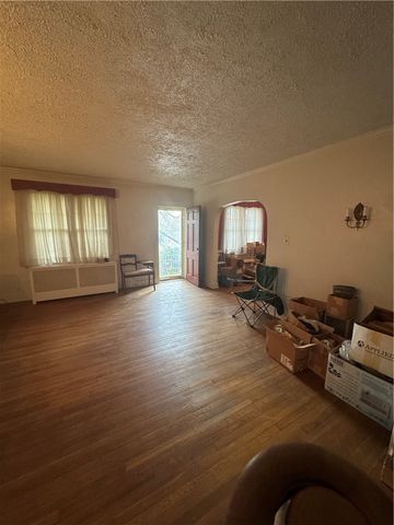 714 Wall Ave, Pitcairn, PA 15140