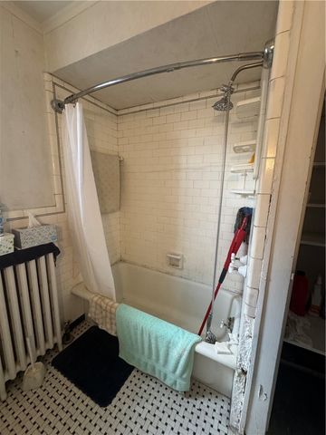 714 Wall Ave, Pitcairn, PA 15140