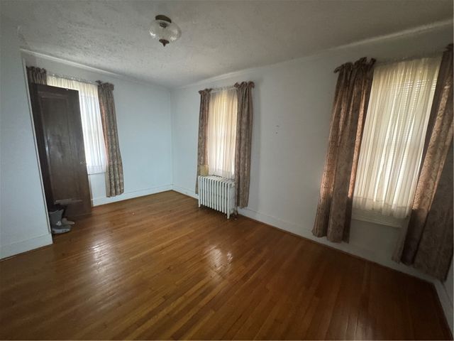 714 Wall Ave, Pitcairn, PA 15140