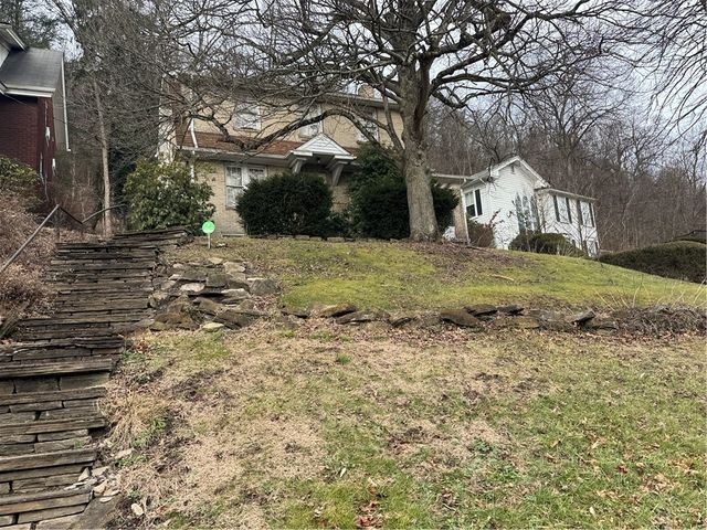 714 Wall Ave, Pitcairn, PA 15140